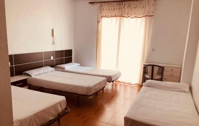 24 makuuhuone Hotelli myytävänä paikassa San Pedro del Pinatar - 3 000 000 € (Ref: 9549902)