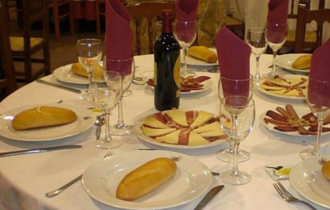 24 makuuhuone Hotelli myytävänä paikassa San Pedro del Pinatar - 3 000 000 € (Ref: 9549902)