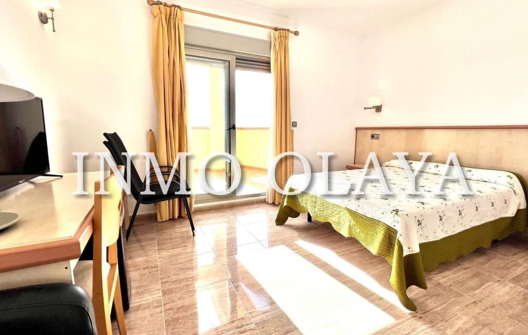 32 bedroom Hotel for sale in Alicante / Alacant city - € 3,000,000 (Ref: 9549905)