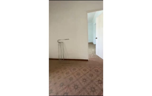 Hotel de 4 habitaciones en Vélez-Málaga en venta con garaje - 350.000 € (Ref: 9549906)