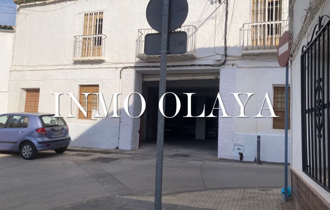 Hotel de 4 habitaciones en Vélez-Málaga en venta con garaje - 350.000 € (Ref: 9549906)