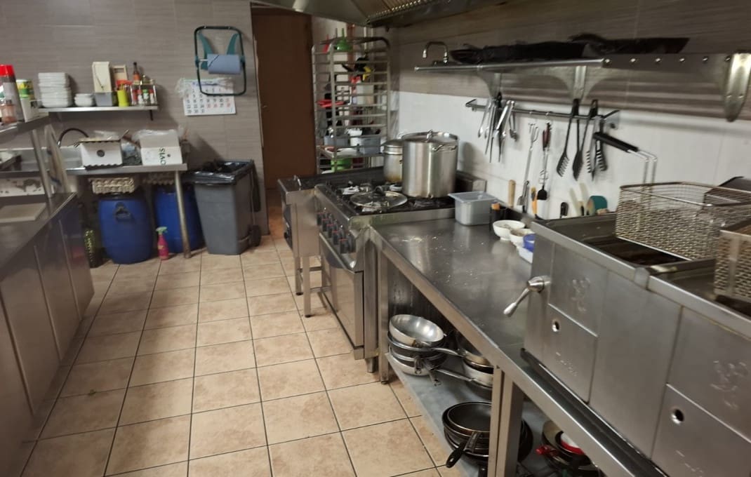 10 bedroom Guesthouse/B & B for sale in Tarragona city with pool - € 1,100,000 (Ref: 9550070)