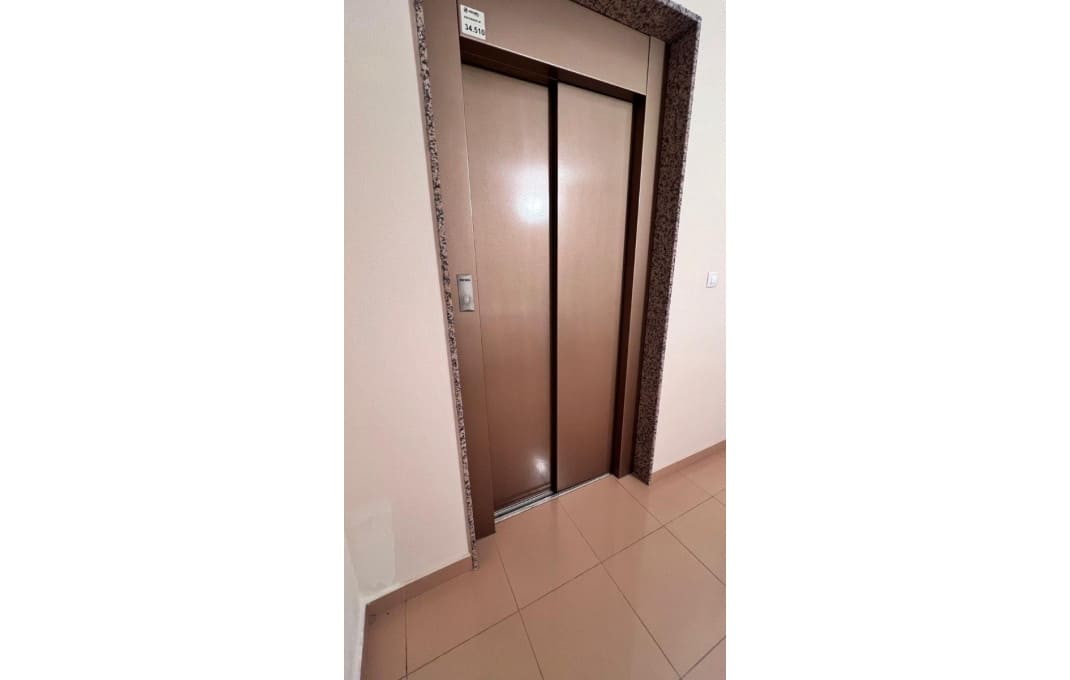 32 bedroom Hotel for rent in Alicante / Alacant city - € 10,000 (Ref: 9550085)