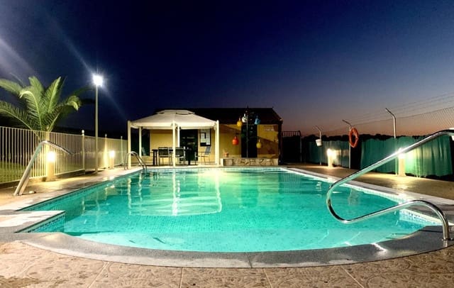 5 soverom Finca/Herregård til salgs i Cáceres by med svømmebasseng - € 950 000 (Ref: 9720433)