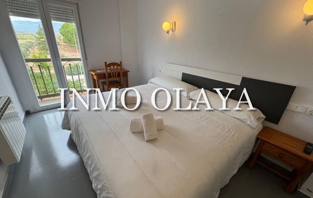 Hotel de 40 habitaciones en Jaén ciudad en venta con piscina - 2.700.000 € (Ref: 9827646)