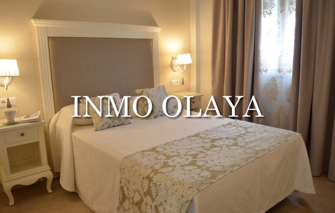 19 soveværelse Hotel til salg i Sevilla by - € 2.000.000 (Ref: 9946722)