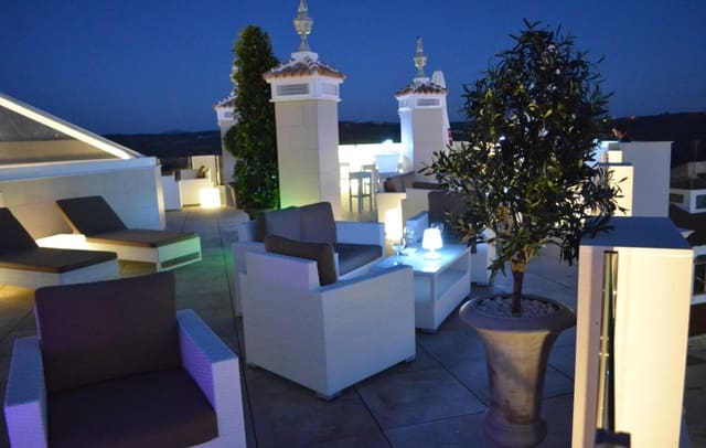 19 soveværelse Hotel til salg i Sevilla by - € 2.000.000 (Ref: 9946722)