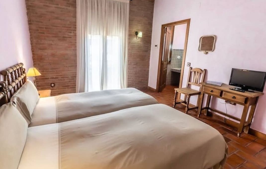 10 camera da letto Hotel in vendita in Badajoz citta - 620.000 € (Rif: 9948538)