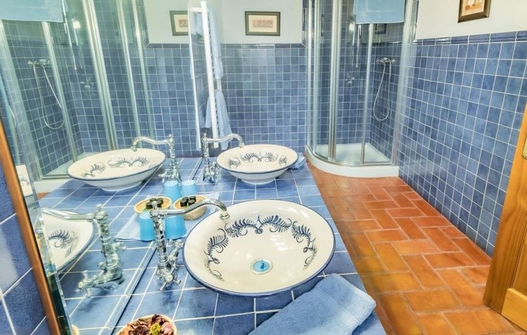 10 camera da letto Hotel in vendita in Badajoz citta - 620.000 € (Rif: 9948538)