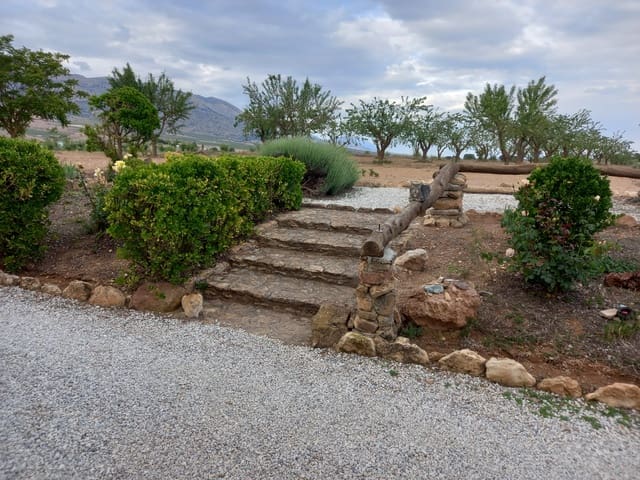 4 soverom Finca/Herregård til salgs i Cúllar med svømmebasseng garasje - € 359 000 (Ref: 8453865)