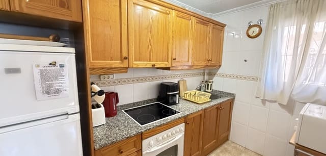 Apartamento de 3 habitaciones en La Zenia, Orihuela en venta con piscina - 189.000 € (Ref: 10007569)