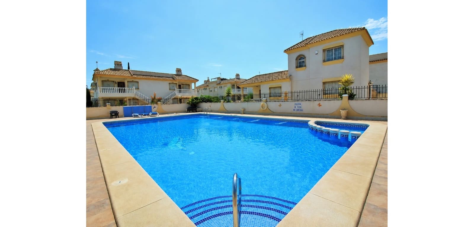 2 bedroom Apartment for sale in Villamartin with pool - € 199,000 (Ref: 10009659)