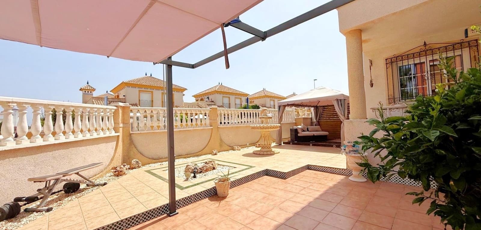 2 bedroom Apartment for sale in Villamartin with pool - € 199,000 (Ref: 10009659)