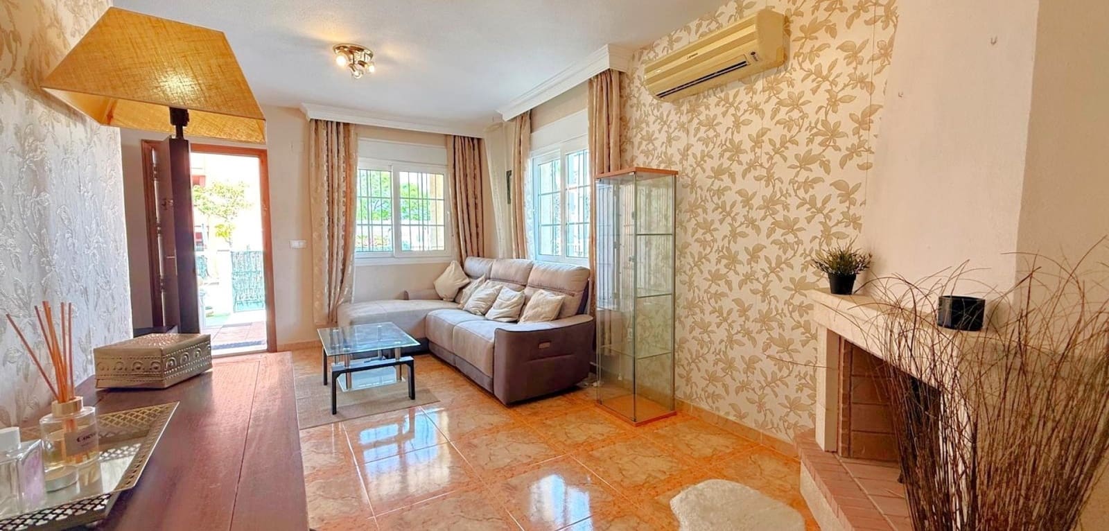 2 bedroom Apartment for sale in Villamartin with pool - € 199,000 (Ref: 10009659)