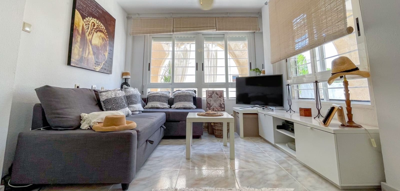 2 makuuhuone Omakotitalo myytävänä paikassa Torrevieja mukana uima-altaan - 197 900 € (Ref: 10021388)