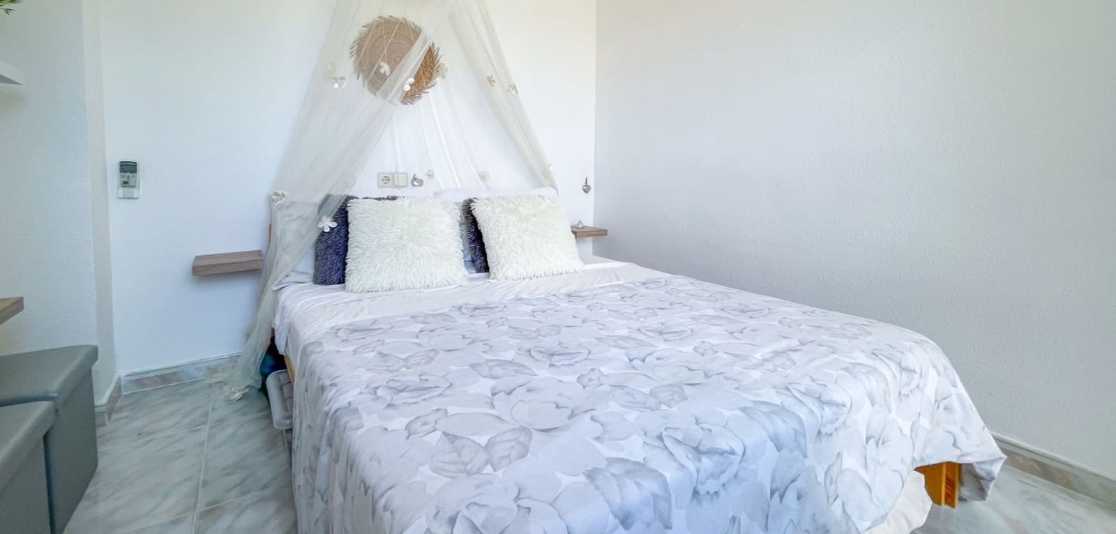 2 makuuhuone Omakotitalo myytävänä paikassa Torrevieja mukana uima-altaan - 197 900 € (Ref: 10021388)
