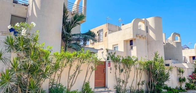 2 slaapkamer Huis te koop in El Chaparral - La Siesta - La Torreta, Torrevieja met zwembad - € 197.900 (Ref: 10021388)