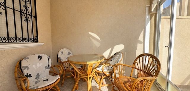 2 makuuhuone Omakotitalo myytävänä paikassa Playa Flamenca, Orihuela mukana uima-altaan - 199 500 € (Ref: 10022893)