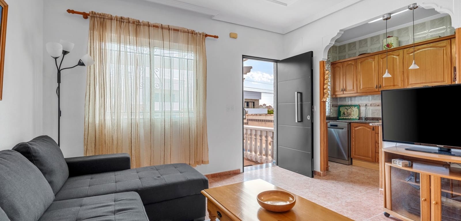3 camera da letto Villa in vendita in Villamartin con piscina - 229.000 € (Rif: 10024451)