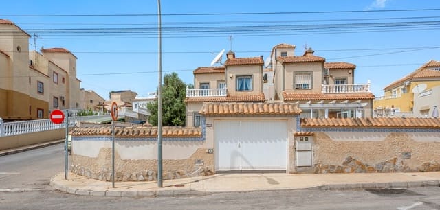 3 sypialnia Willa na sprzedaż w Villamartin, Orihuela z basenem - 229 000 € (Ref: 10024451)