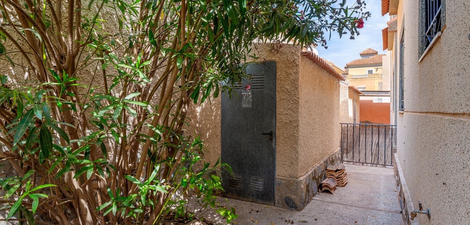 3 camera da letto Villa in vendita in Villamartin con piscina - 229.000 € (Rif: 10024451)