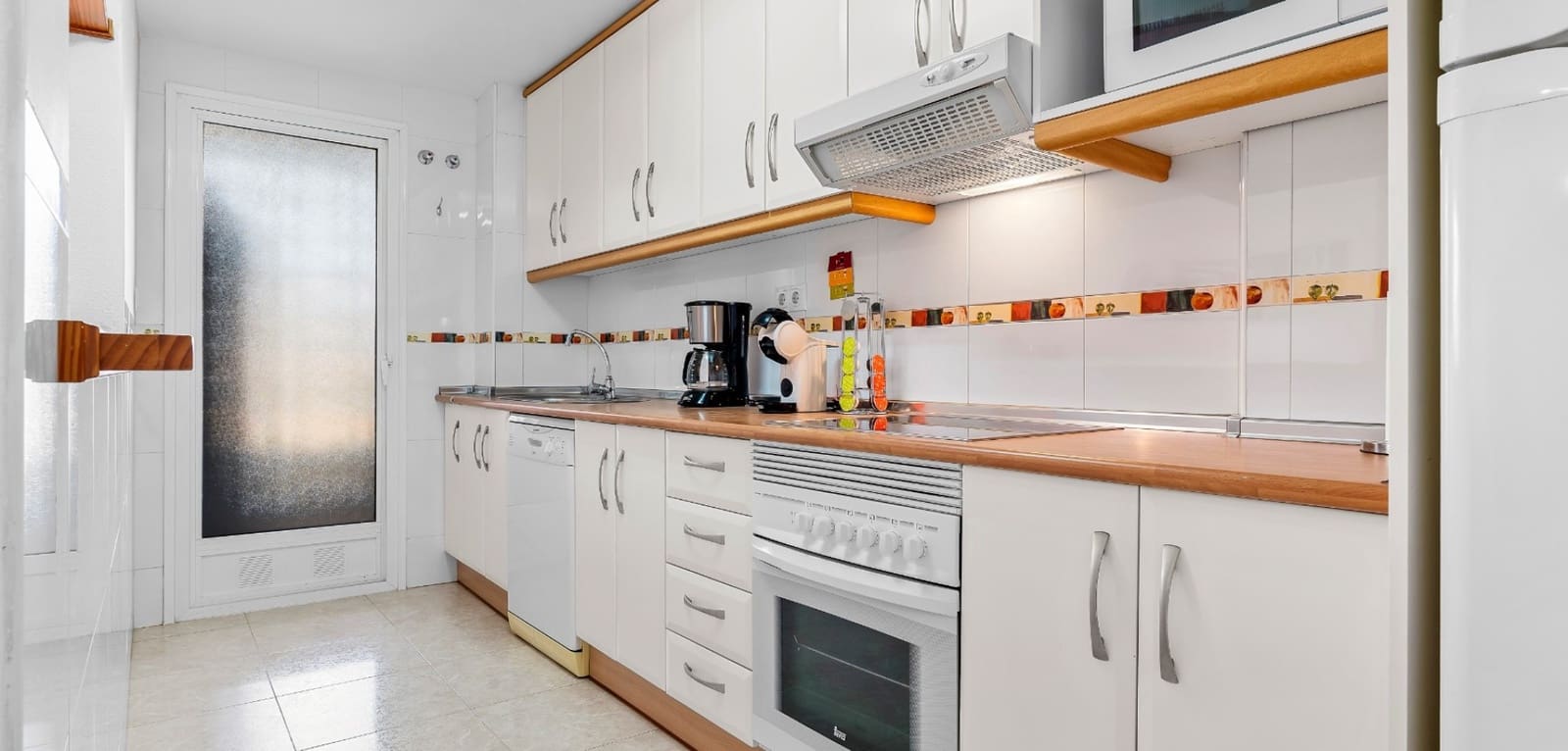 Apartamento de 2 habitaciones en Playa Flamenca en venta con piscina - 215.000 € (Ref: 10035636)