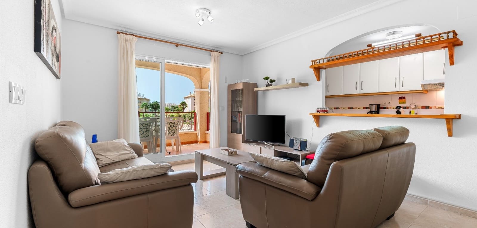 Apartamento de 2 habitaciones en Playa Flamenca en venta con piscina - 215.000 € (Ref: 10035636)