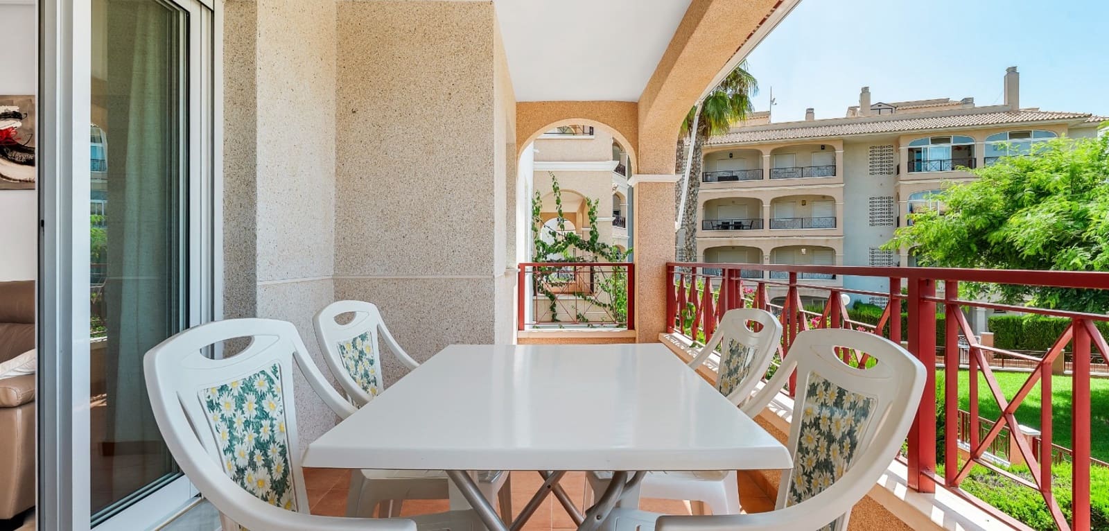 Apartamento de 2 habitaciones en Playa Flamenca en venta con piscina - 215.000 € (Ref: 10035636)
