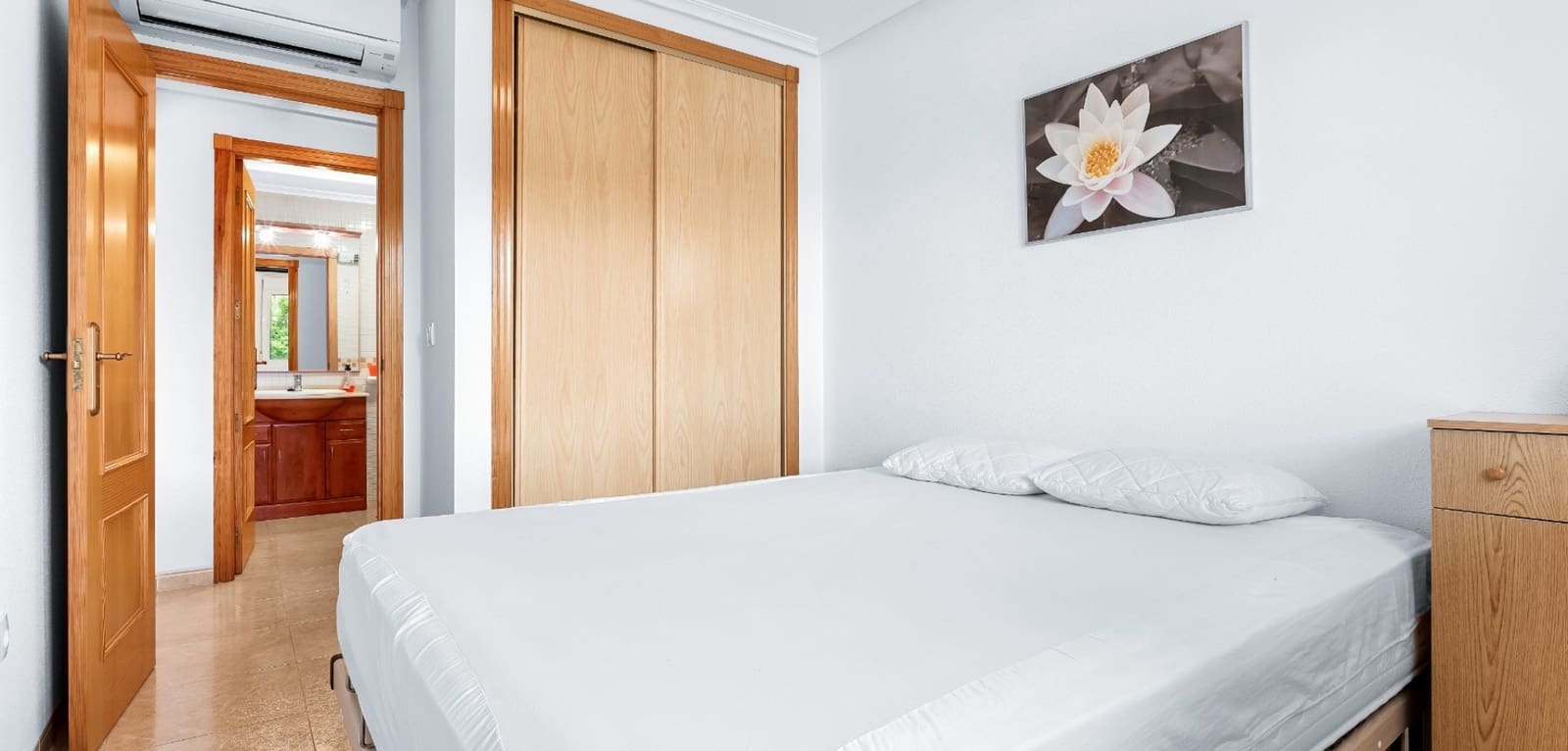 Apartamento de 2 habitaciones en Playa Flamenca en venta con piscina - 215.000 € (Ref: 10035636)