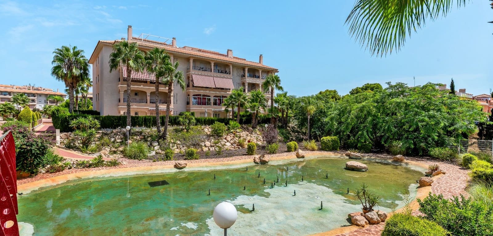 Apartamento de 2 habitaciones en Playa Flamenca en venta con piscina - 215.000 € (Ref: 10035636)