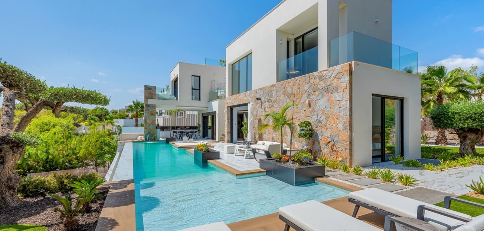 4 sypialnia Willa na sprzedaż w Las Colinas Golf z basenem - 2 600 000 € (Ref: 10035639)