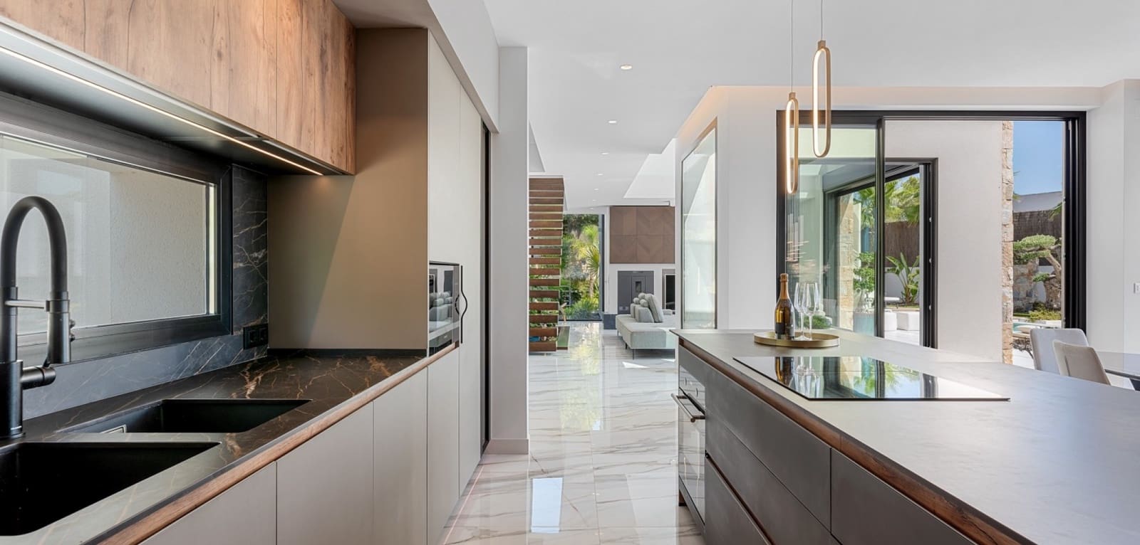 4 sypialnia Willa na sprzedaż w Las Colinas Golf z basenem - 2 600 000 € (Ref: 10035639)