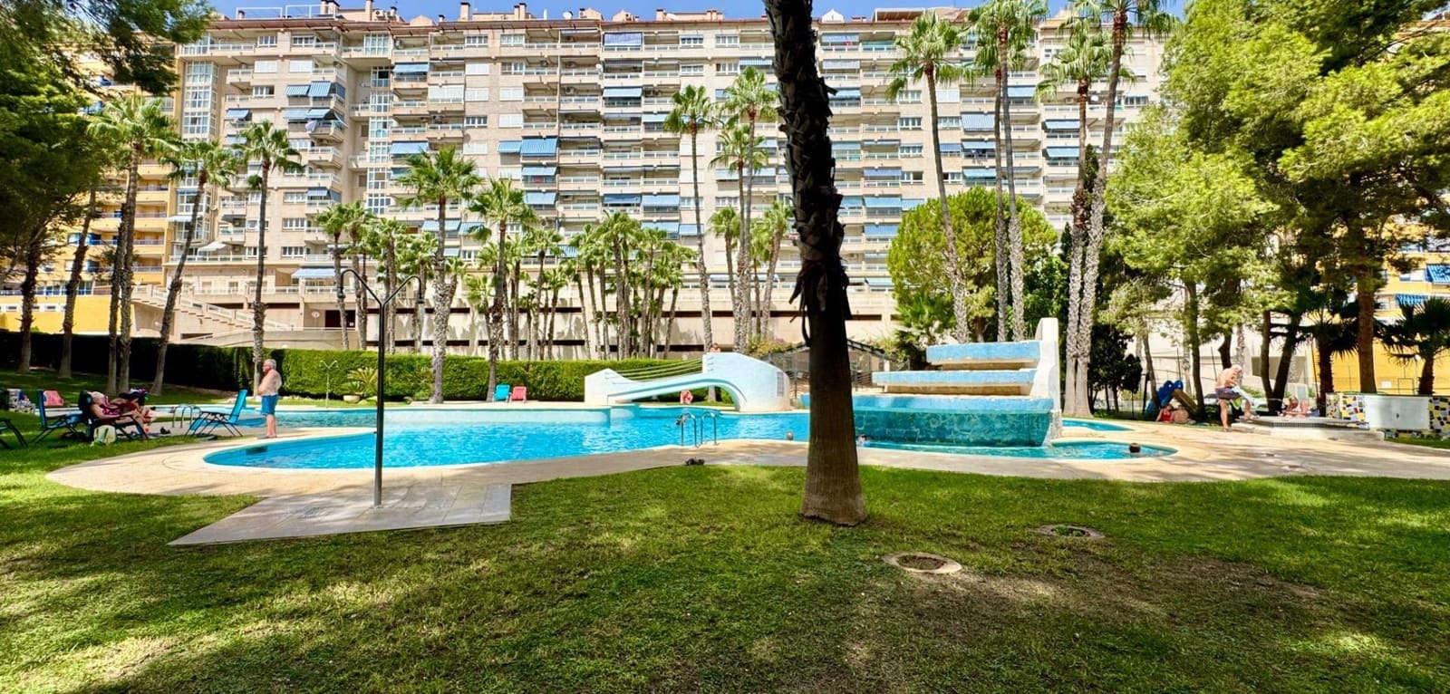 2 soveværelse Lejlighed til salg i Dehesa de Campoamor med swimmingpool - € 199.000 (Ref: 10039047)