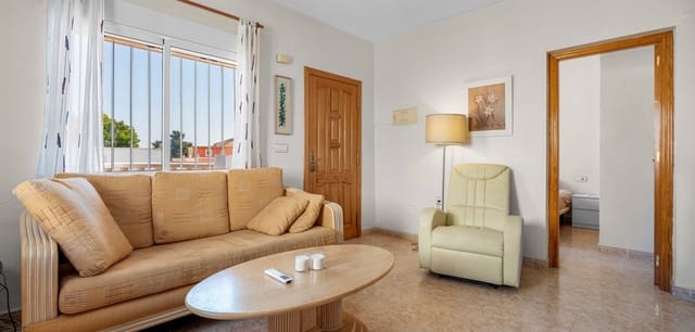 3 chambre Bungalow à vendre à Lomas de Cabo Roig - Los Dolses, Orihuela avec piscine - 159 000 € (Ref: 10041527)