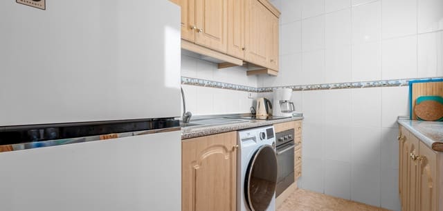 3 chambre Bungalow à vendre à Lomas de Cabo Roig - Los Dolses, Orihuela avec piscine - 159 000 € (Ref: 10041527)