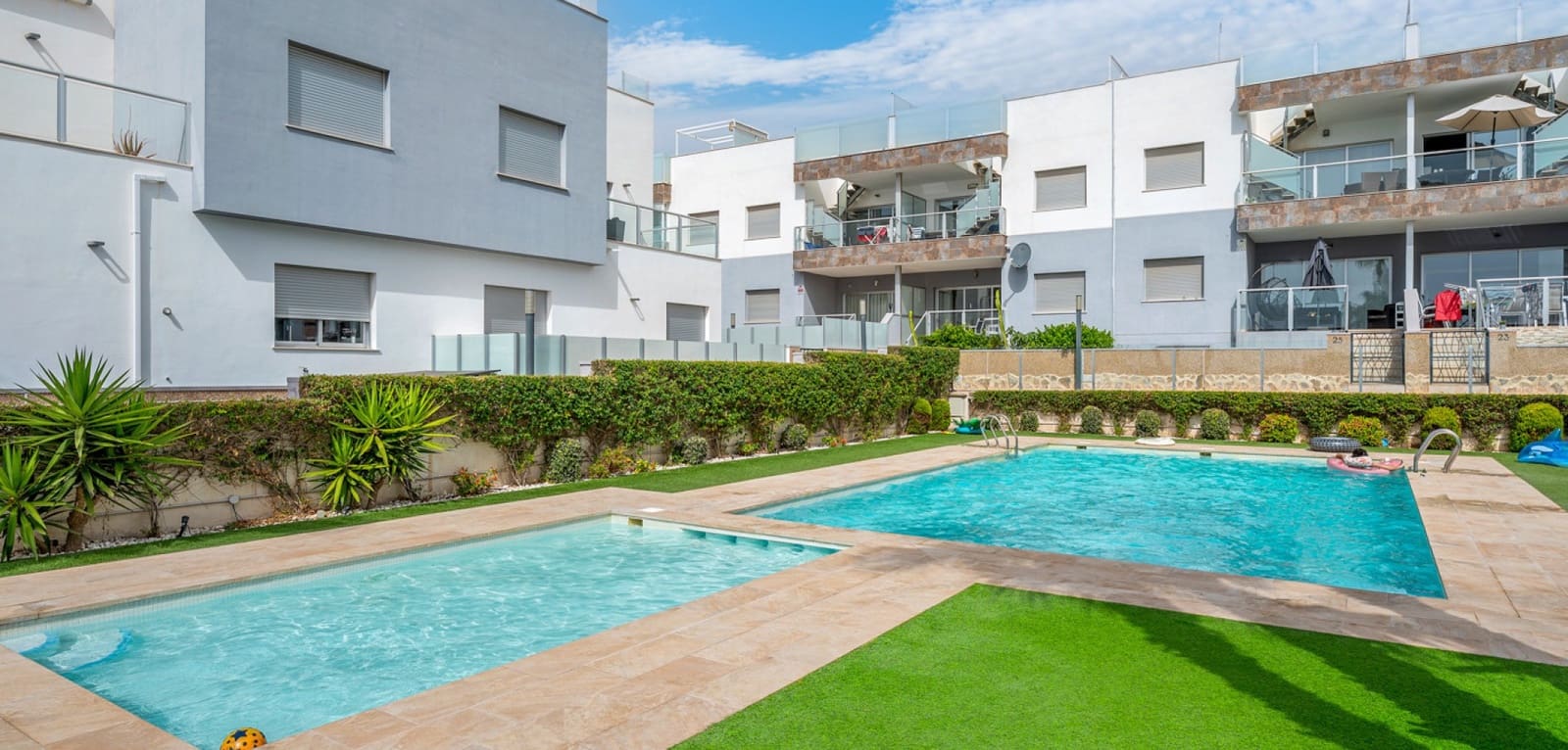 2 camera da letto Bungalow in vendita in Orihuela Costa con piscina - 289.000 € (Rif: 10041528)