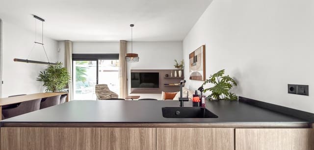 4 soverom Villa til salgs i Ciudad Quesada, Rojales med svømmebasseng - € 650 000 (Ref: 10044108)