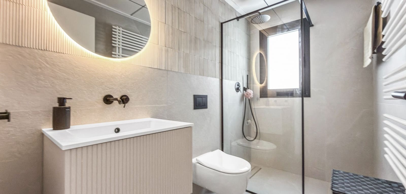 4 soverom Villa til salgs i Ciudad Quesada med svømmebasseng - € 650 000 (Ref: 10044108)