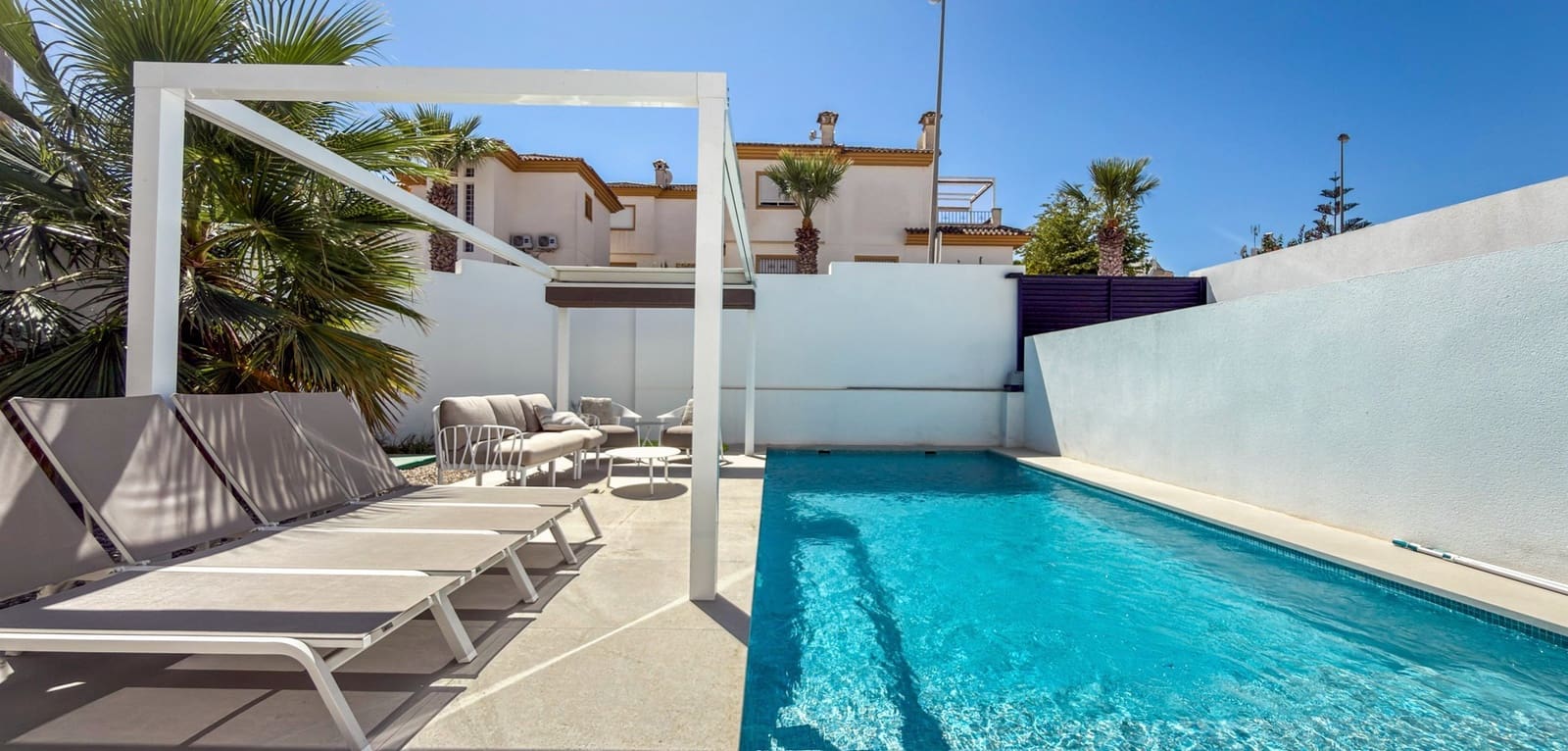 4 soverom Villa til salgs i Ciudad Quesada med svømmebasseng - € 650 000 (Ref: 10044108)