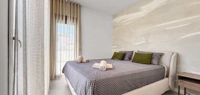 4 soverom Villa til salgs i Ciudad Quesada, Rojales med svømmebasseng - € 650 000 (Ref: 10044108)