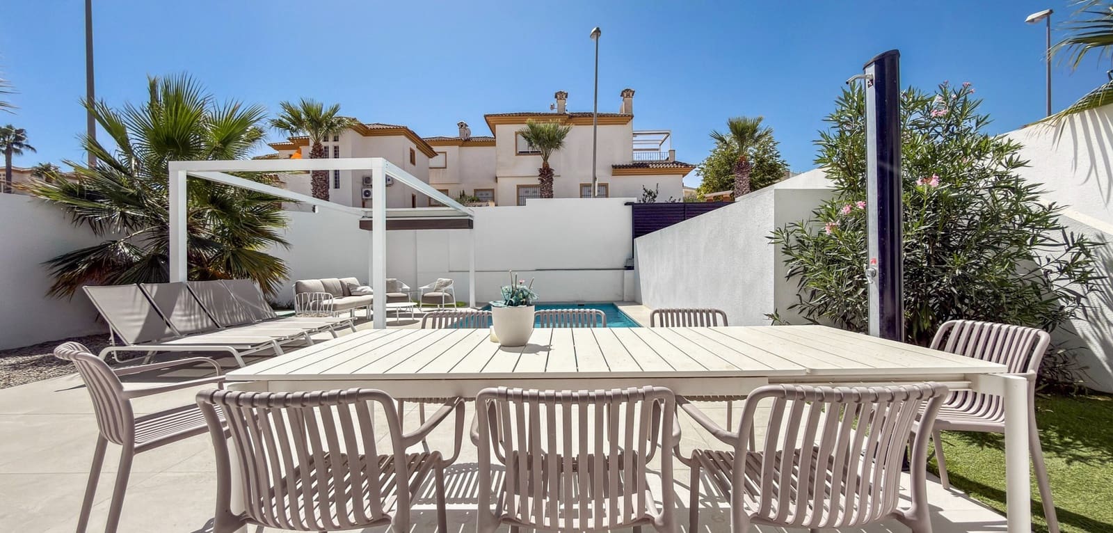 4 soverom Villa til salgs i Ciudad Quesada med svømmebasseng - € 650 000 (Ref: 10044108)