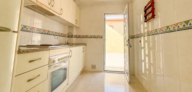 3 bedroom Townhouse for sale in Doña Pepa, Rojales with pool - € 229,000 (Ref: 10046357)