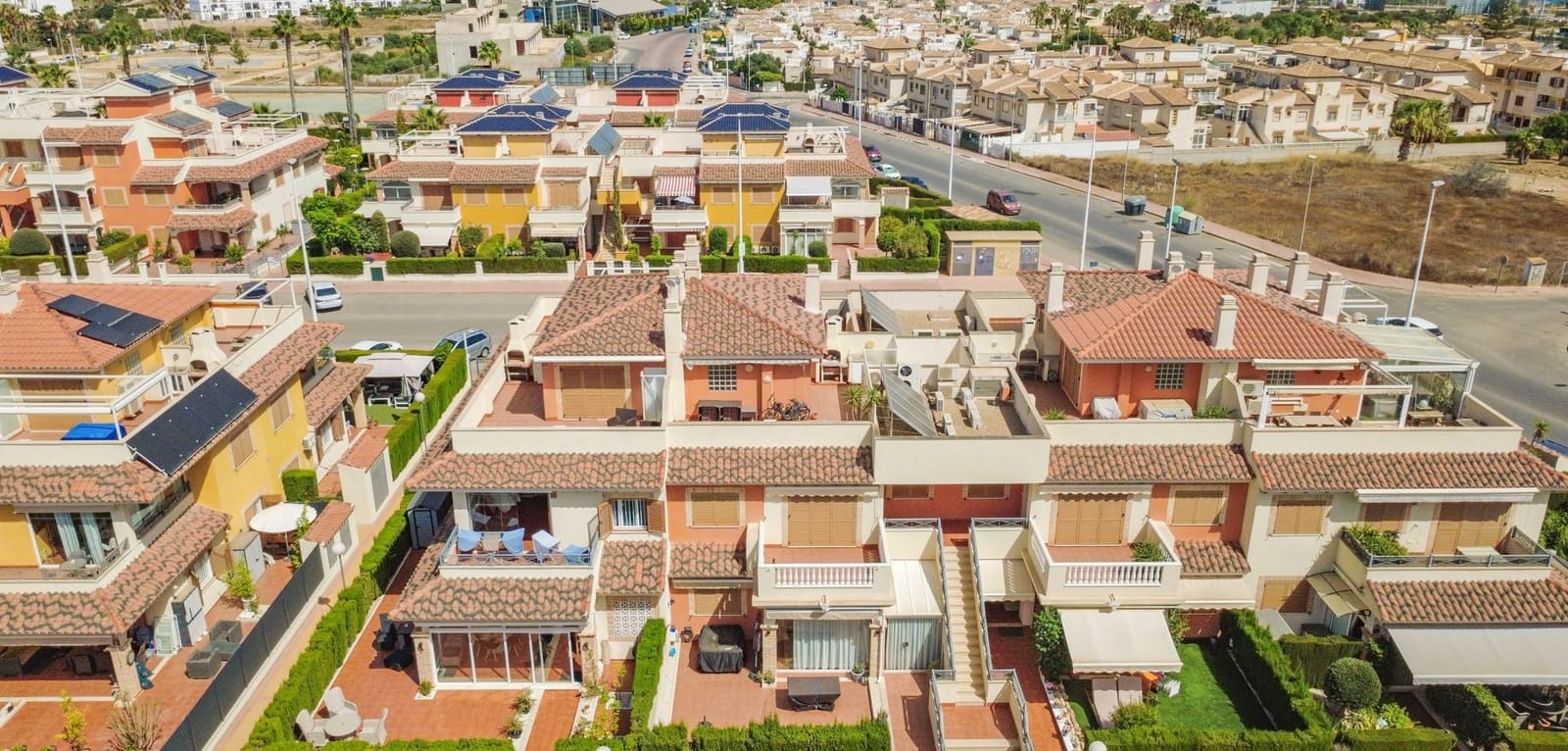 2 makuuhuone Huoneisto myytävänä paikassa Playa Flamenca mukana uima-altaan - 259 000 € (Ref: 10047582)