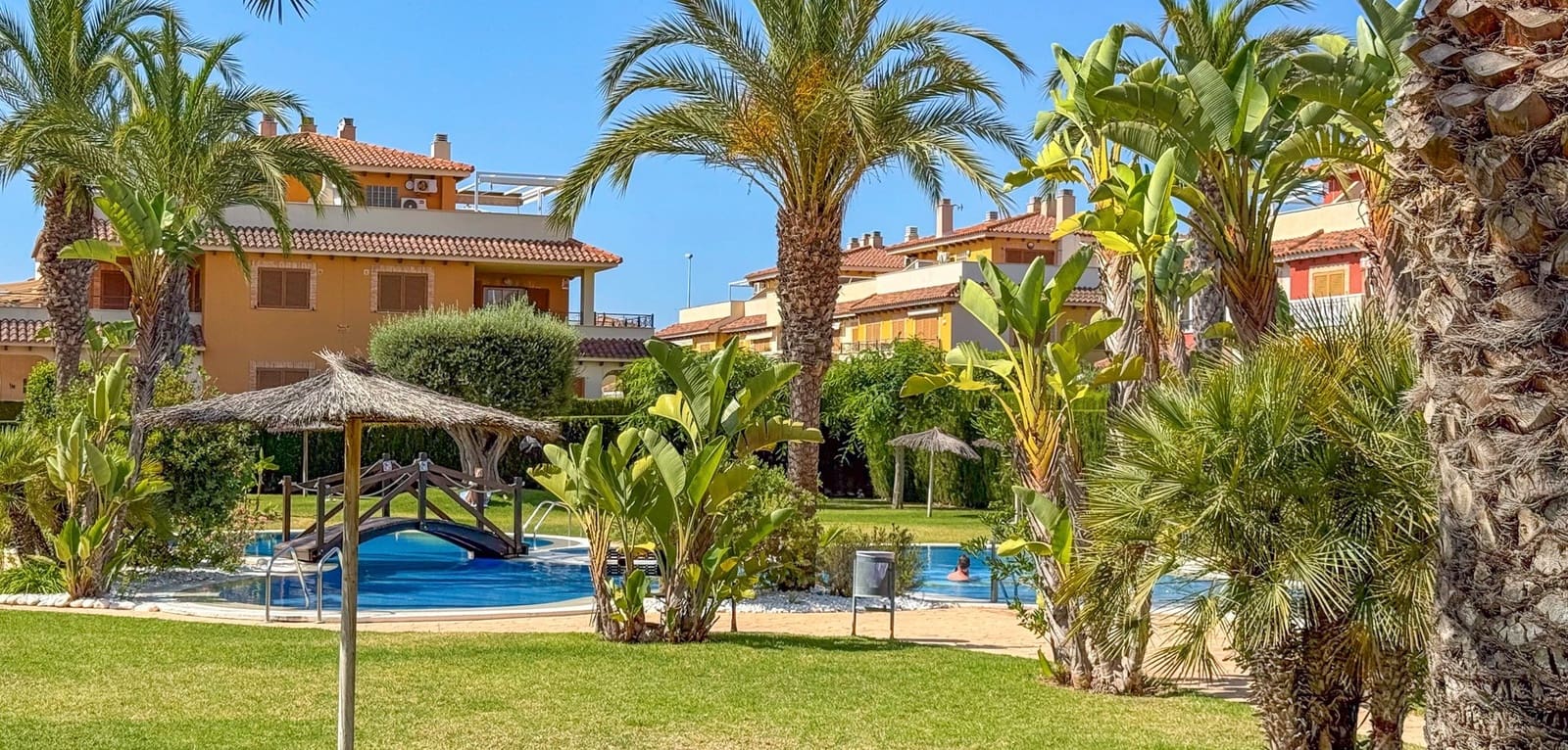 2 makuuhuone Huoneisto myytävänä paikassa Playa Flamenca mukana uima-altaan - 259 000 € (Ref: 10047582)