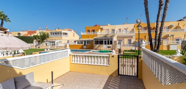 2 slaapkamer Huis te koop in Cabo Roig, Orihuela met zwembad - € 199.000 (Ref: 10051912)