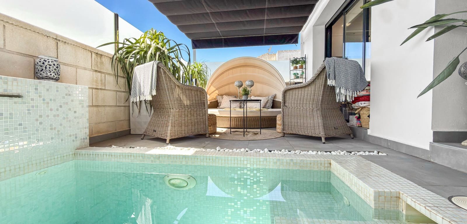 2 soveværelse Lejlighed til salg i Villamartin med swimmingpool - € 249.000 (Ref: 10057198)