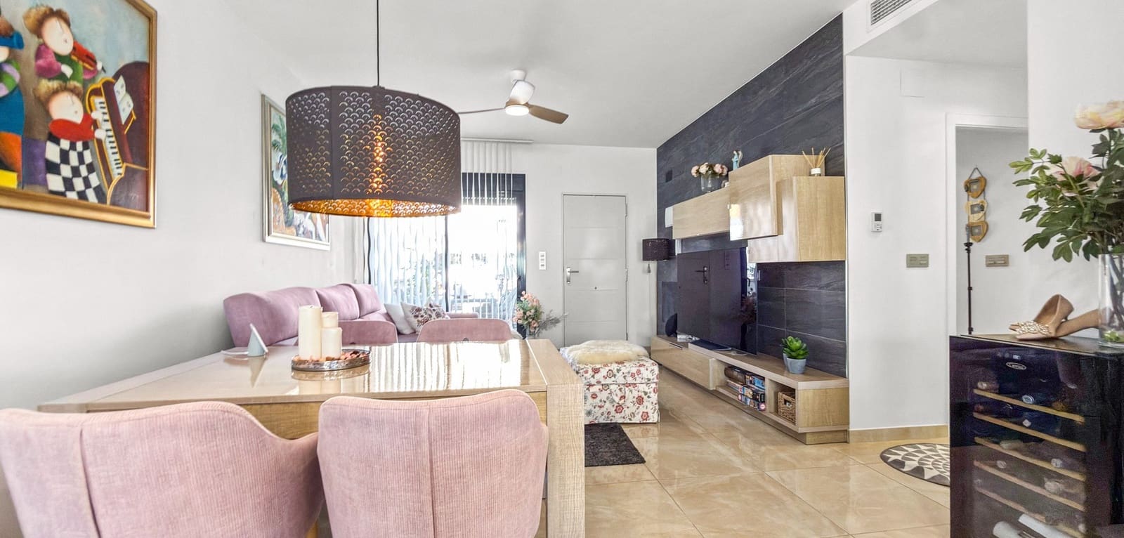 2 soveværelse Lejlighed til salg i Villamartin med swimmingpool - € 249.000 (Ref: 10057198)