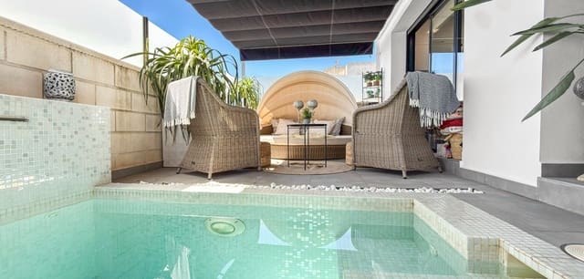 2 soveværelse Lejlighed til salg i Villamartin, Orihuela med swimmingpool - € 249.000 (Ref: 10057198)