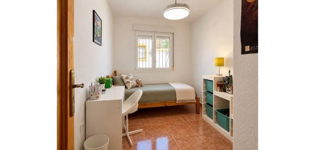 3 slaapkamer Villa te koop in Vistabella, Orihuela met zwembad - € 215.000 (Ref: 10060642)