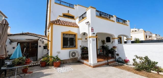 3 slaapkamer Villa te koop in Vistabella, Orihuela met zwembad - € 215.000 (Ref: 10060642)